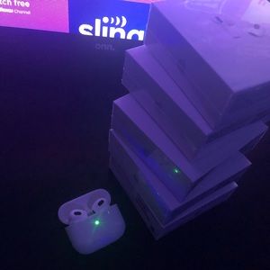 Meet your Posher, Charles